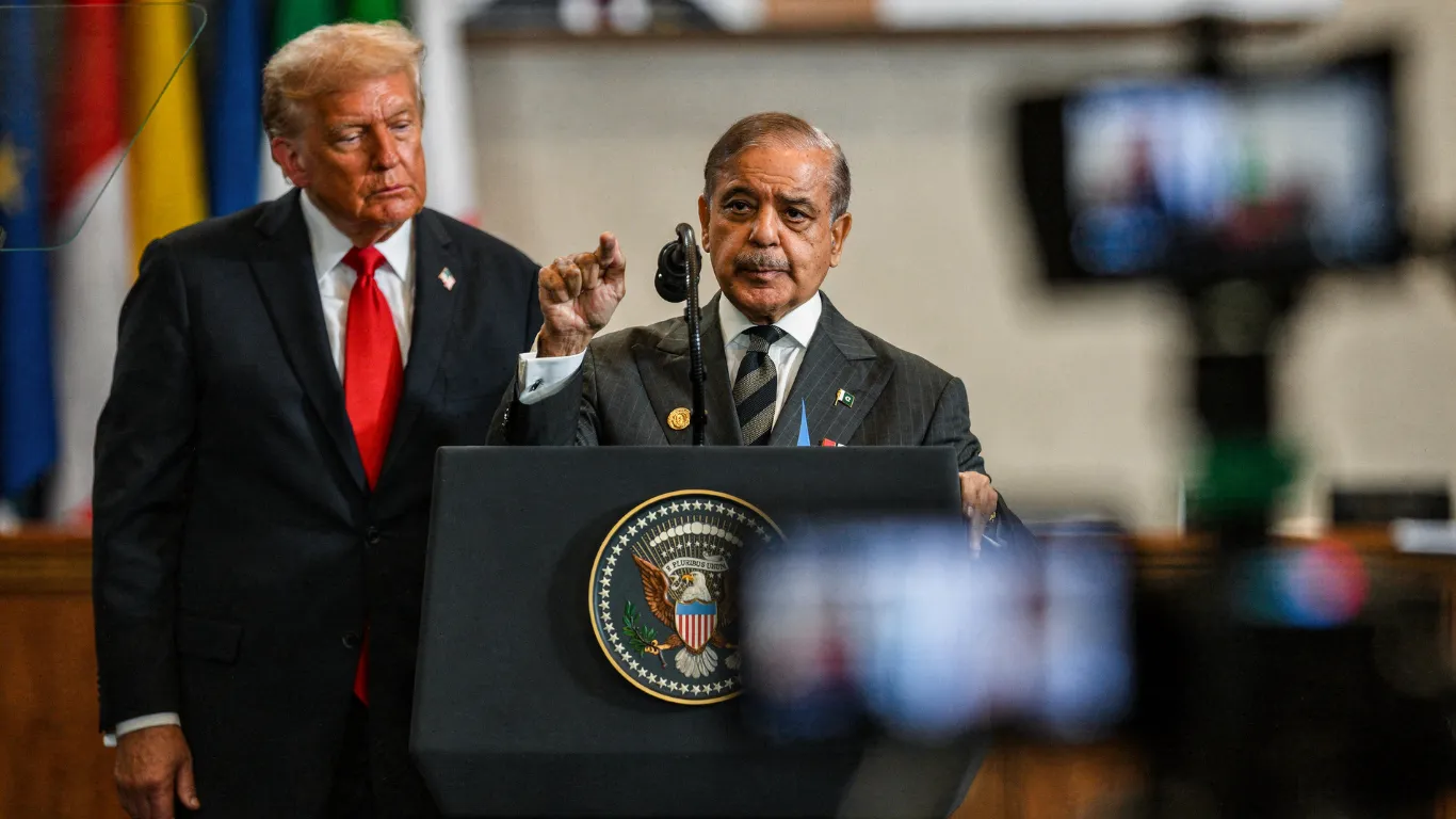 Pakistan mediates US Iran peace talks 2026 ceasefire diplomacy